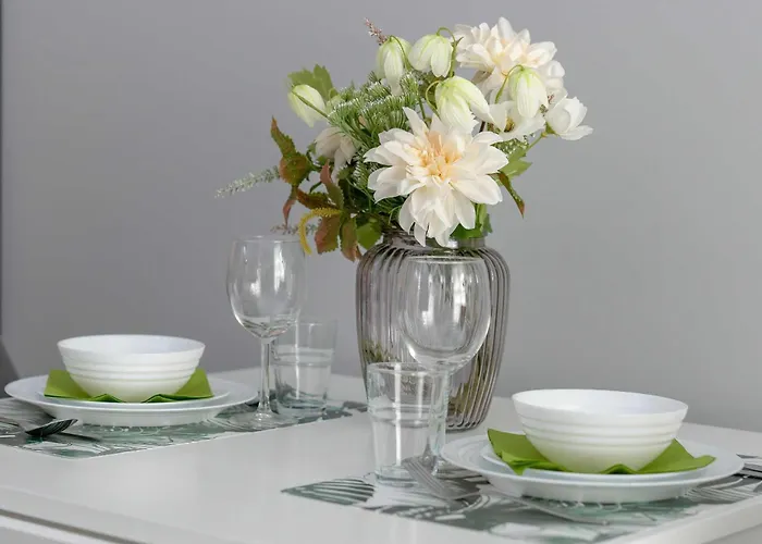 Jasny & Elegancki Typu Z Tarasem By Renters Appartamento *