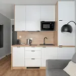 Jasny & Elegancki Typu Z Tarasem By Renters Apartment Posen